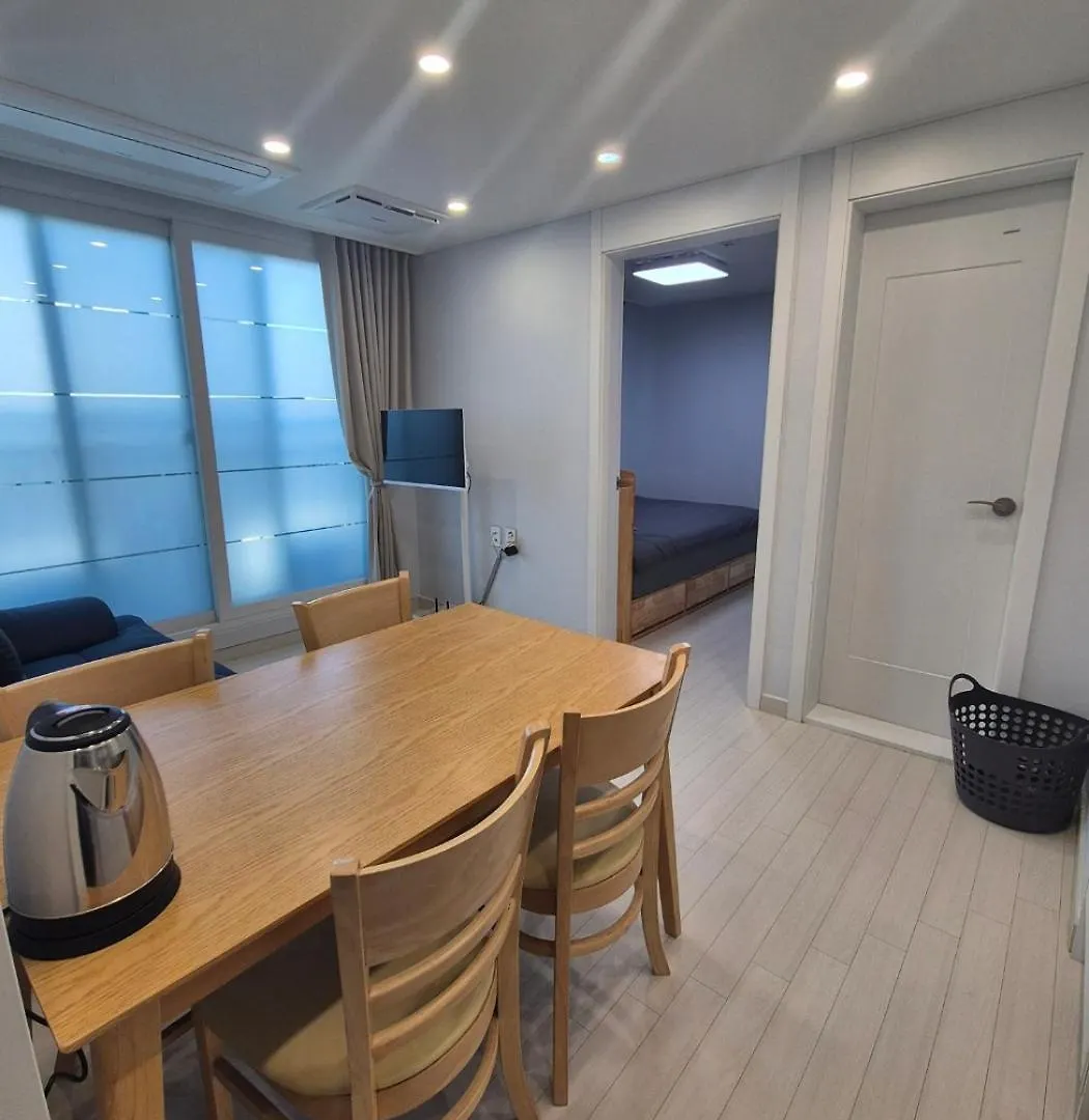 First House Villa Seoul 0*,  South Korea